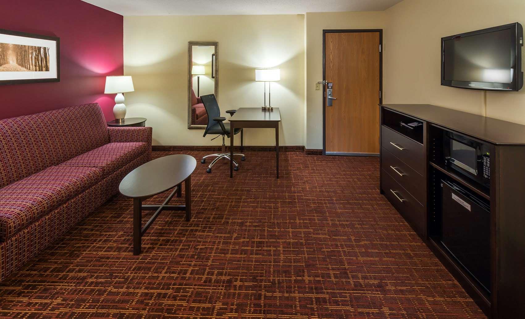 Americinn By Wyndham Madison South Экстерьер фото